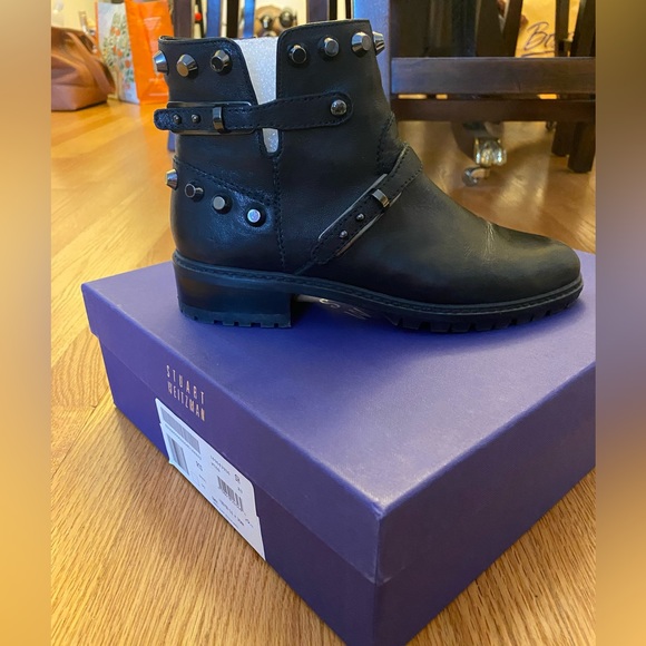 Stuart Weitzman boots - Picture 2 of 9